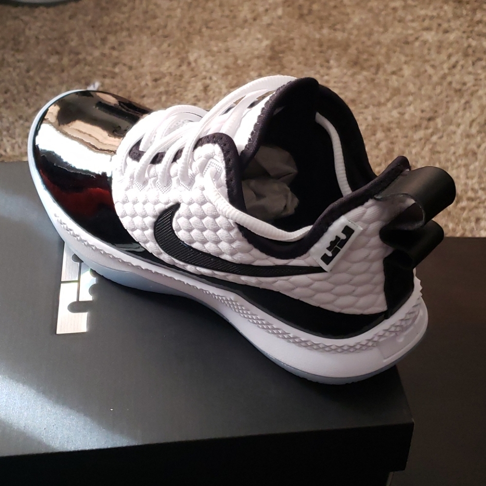 Lebron Witness III PRM